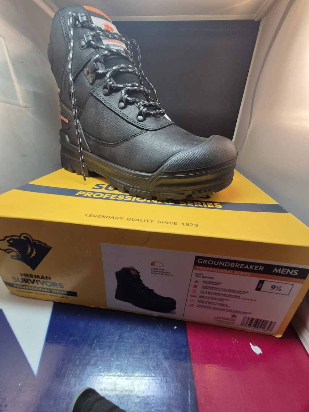 Men's Groundbreaker Black Work Boot